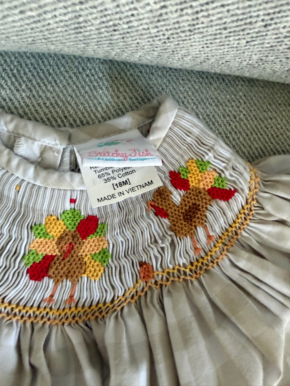 Stitchy Fish - Beige Plaid Smocked Baby Bubble embroidered with orange trim - Picture 2 of 4